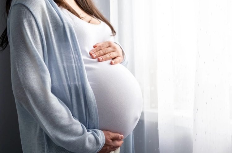 Popular Pregnancy Superstitions